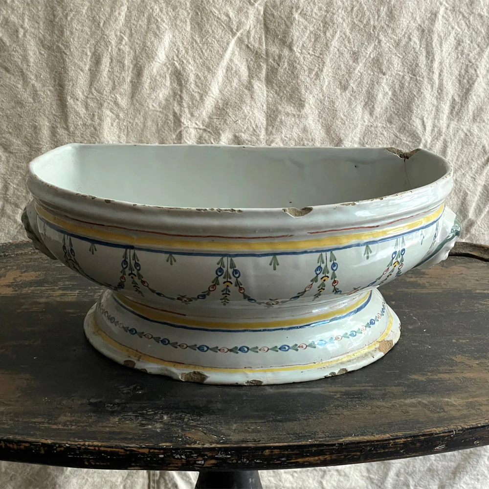 Vintage & Antique Tabletop