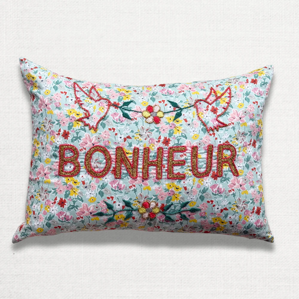 "Bonheur" Embroidered Cushion (26-10)