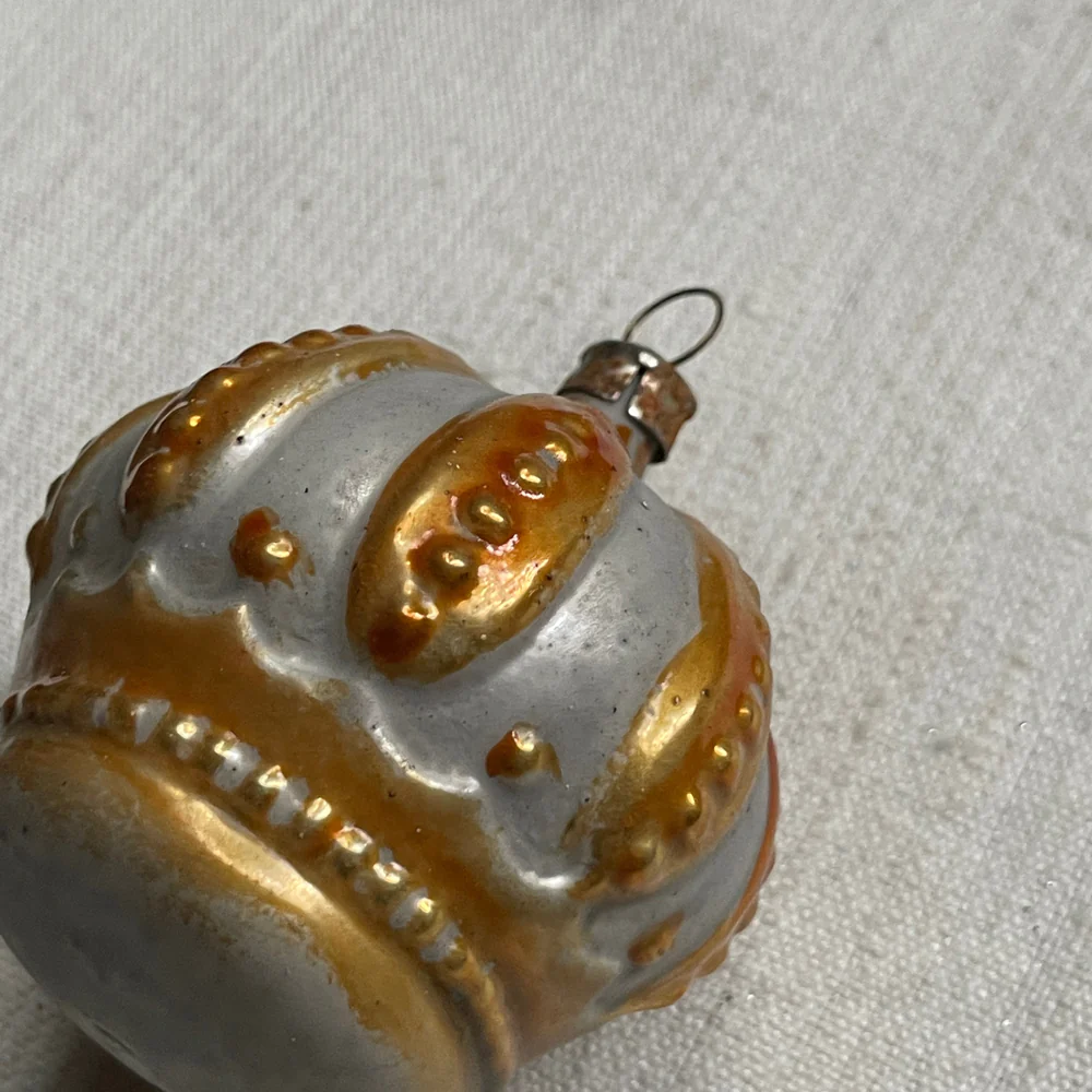 Nostalgic Gold Crown Ornament - Image 2